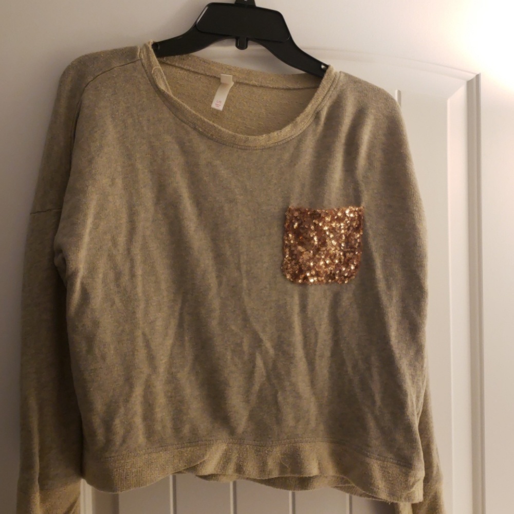 Sweatshirt